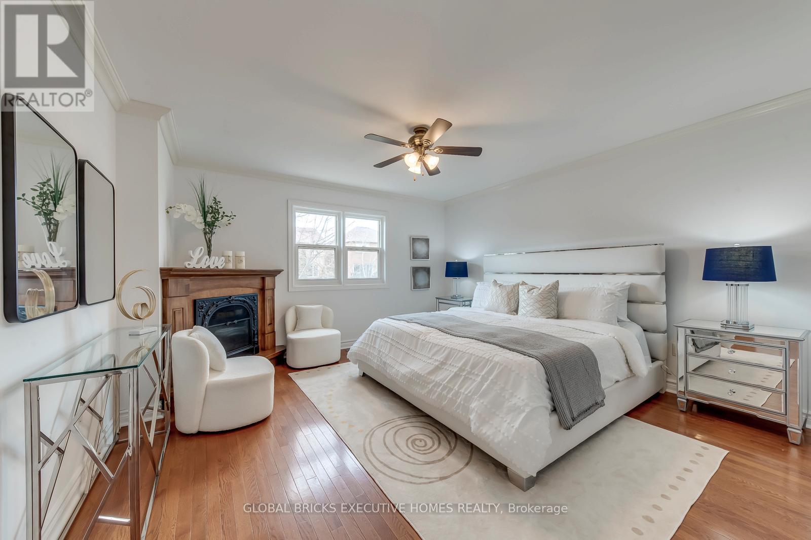 5690 Wells Place, Mississauga (Central Erin Mills), Ontario  L5M 5T6 - Photo 18 - W12995364