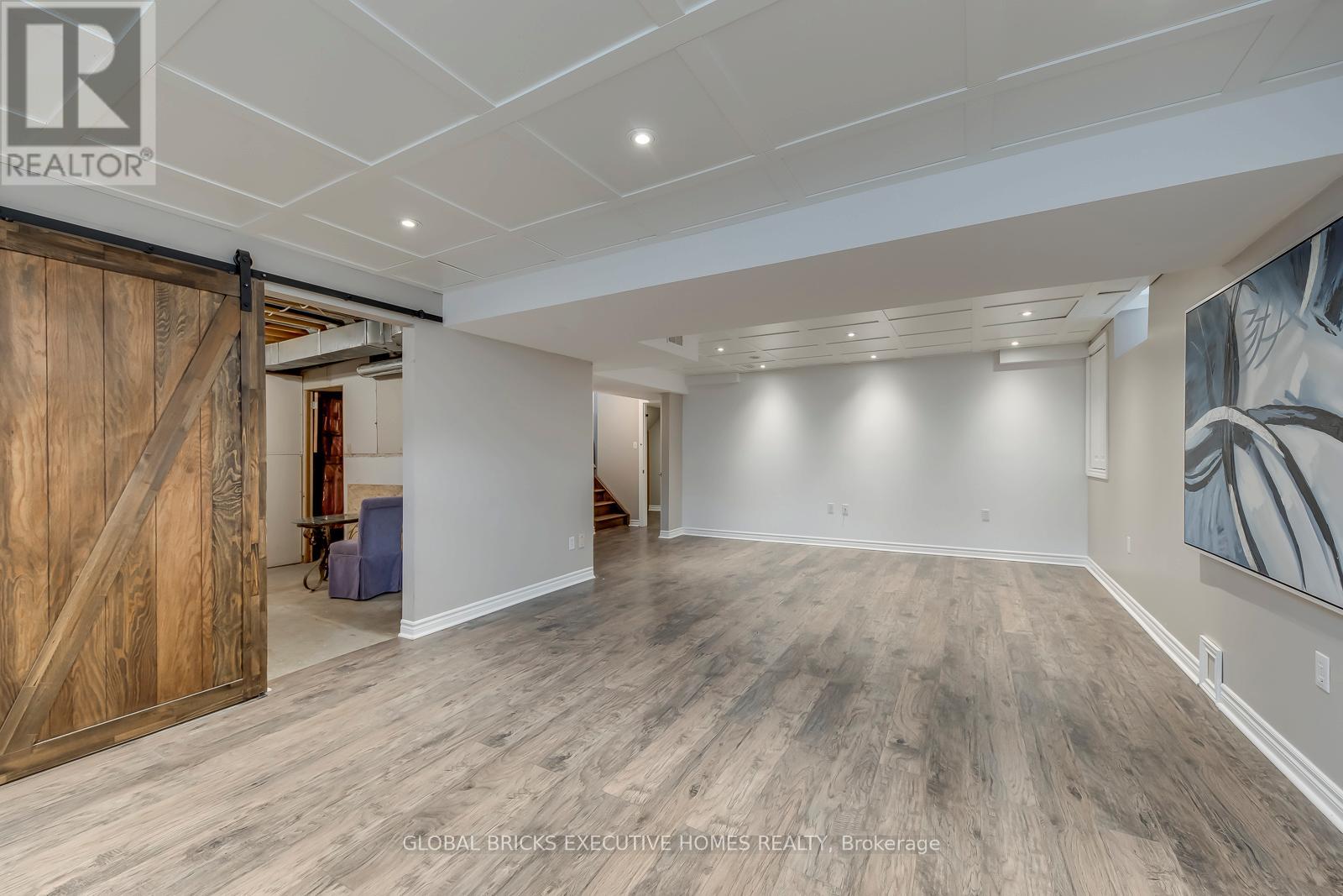 5690 Wells Place, Mississauga (Central Erin Mills), Ontario  L5M 5T6 - Photo 28 - W12995364