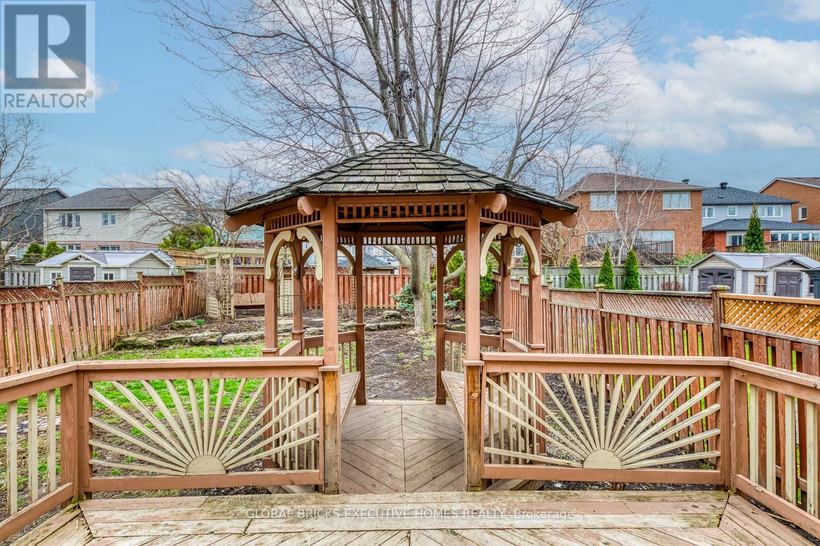 5690 Wells Place, Mississauga (Central Erin Mills), Ontario  L5M 5T6 - Photo 34 - W12995364