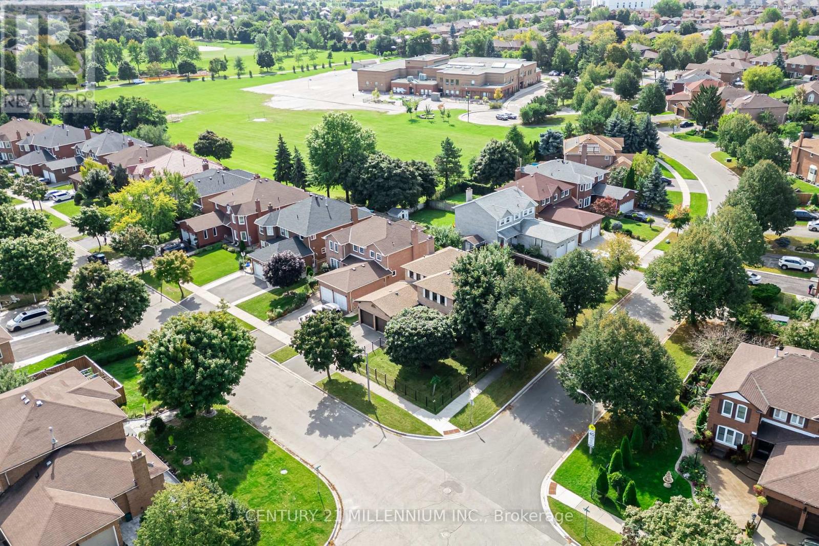 10 PHELPS DRIVE, Brampton, Ontario