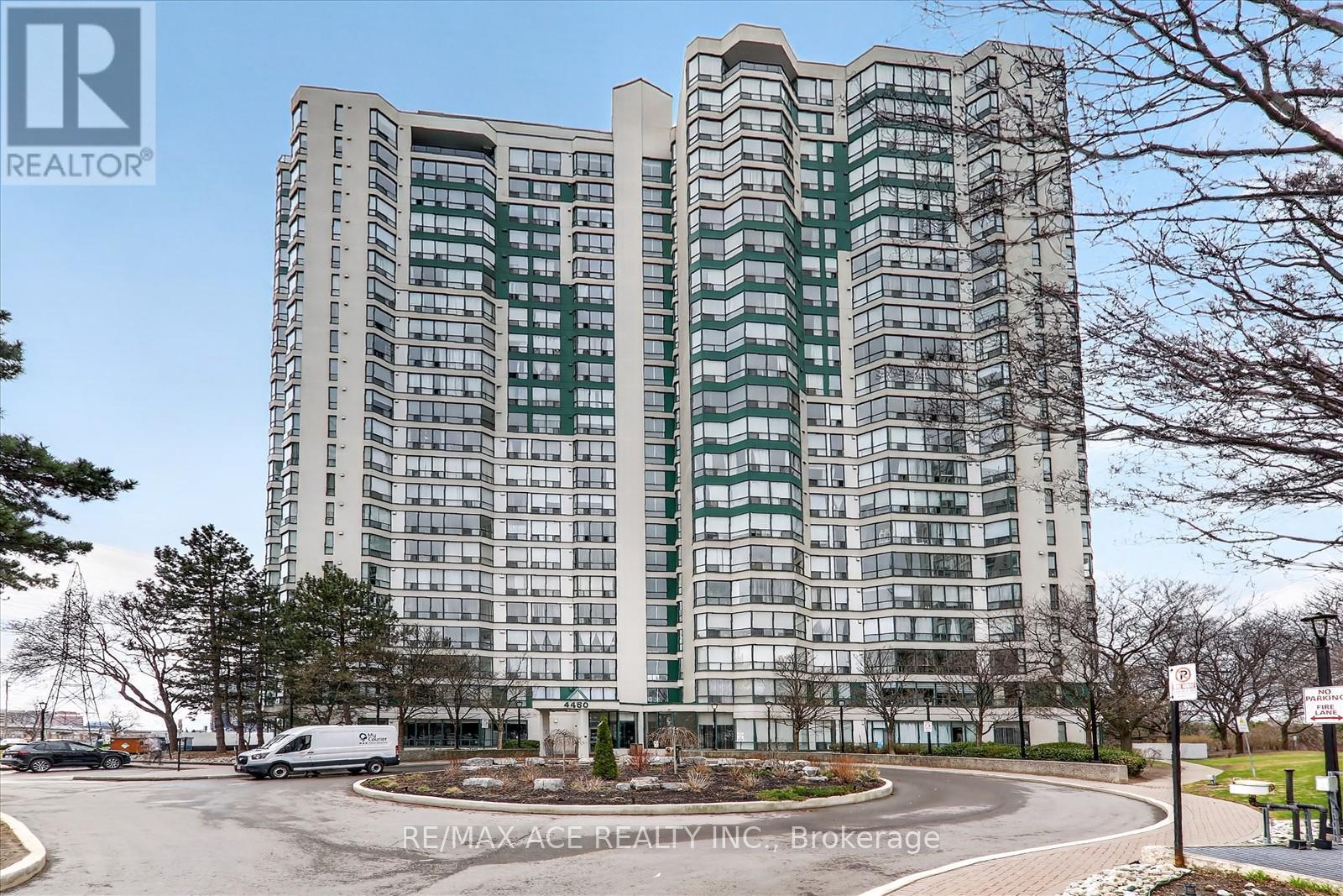 1202 - 4460 TUCANA COURT, Mississauga, Ontario