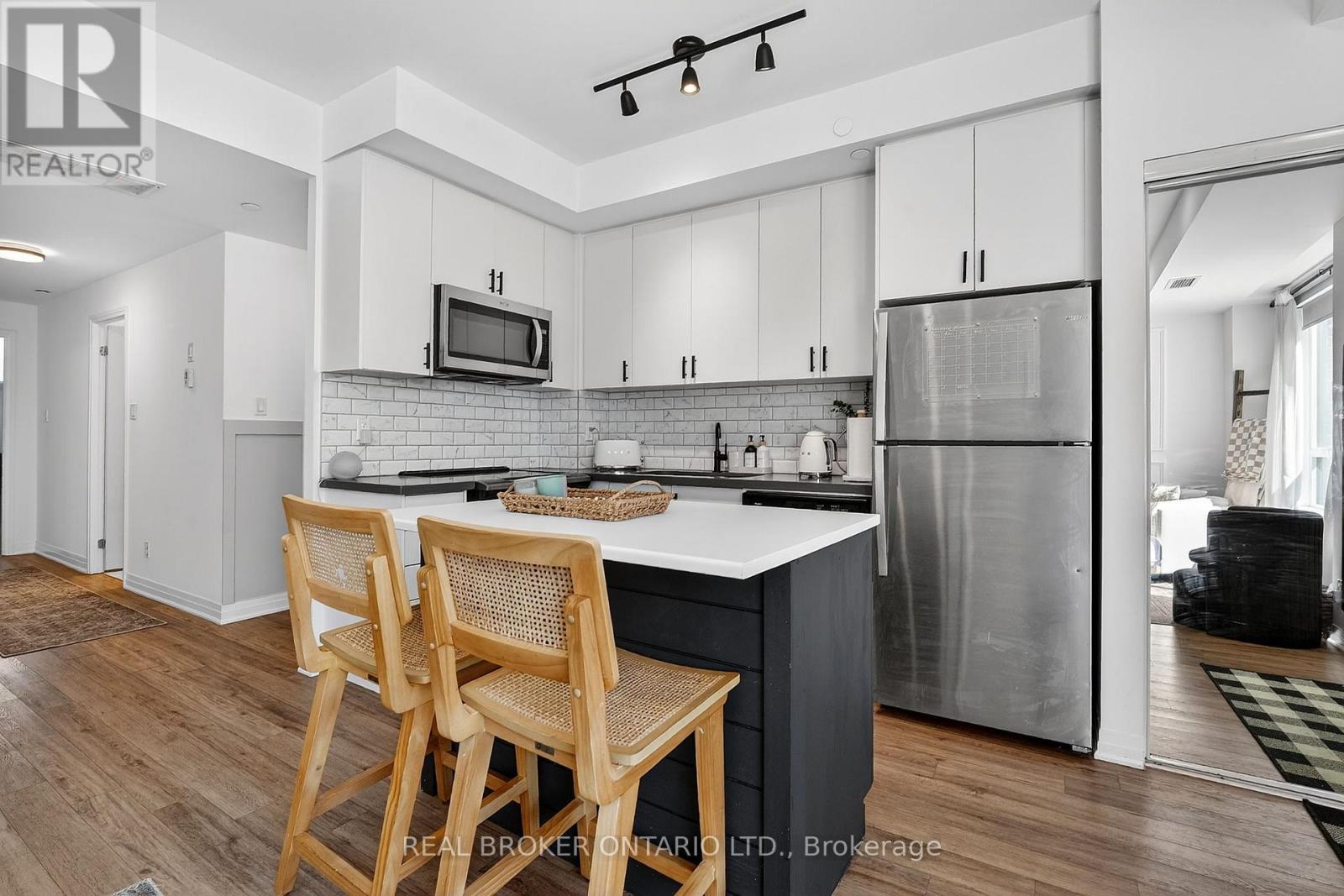 9 - 1238 Cawthra Road, Mississauga, Ontario  L5G 4K7 - Photo 13 - W12995432