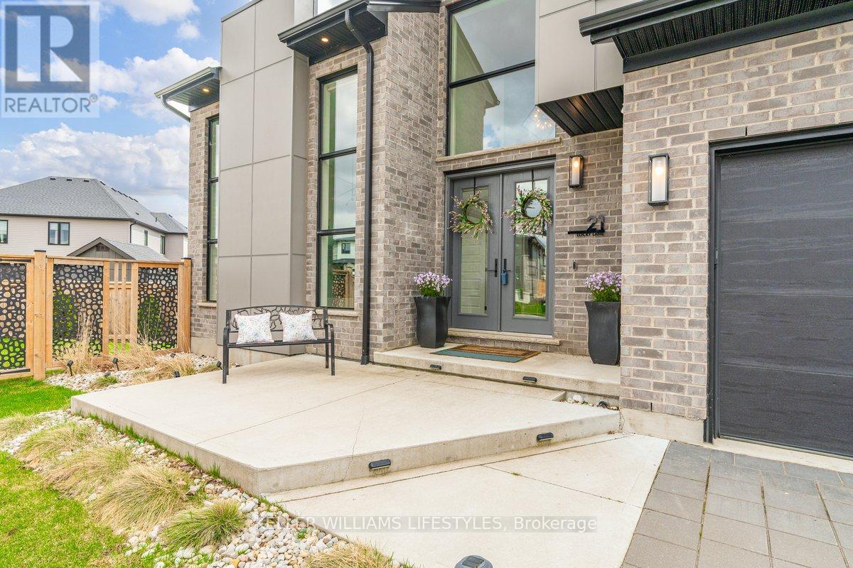 21 Locky Lane, Middlesex Centre, Ontario  N0L 1R0 - Photo 4 - X12802786