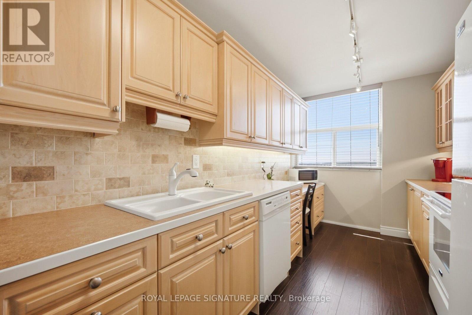 1508 - 44 Falby Court, Ajax, Ontario L1S 3L1 - Photo 15 - E12994324