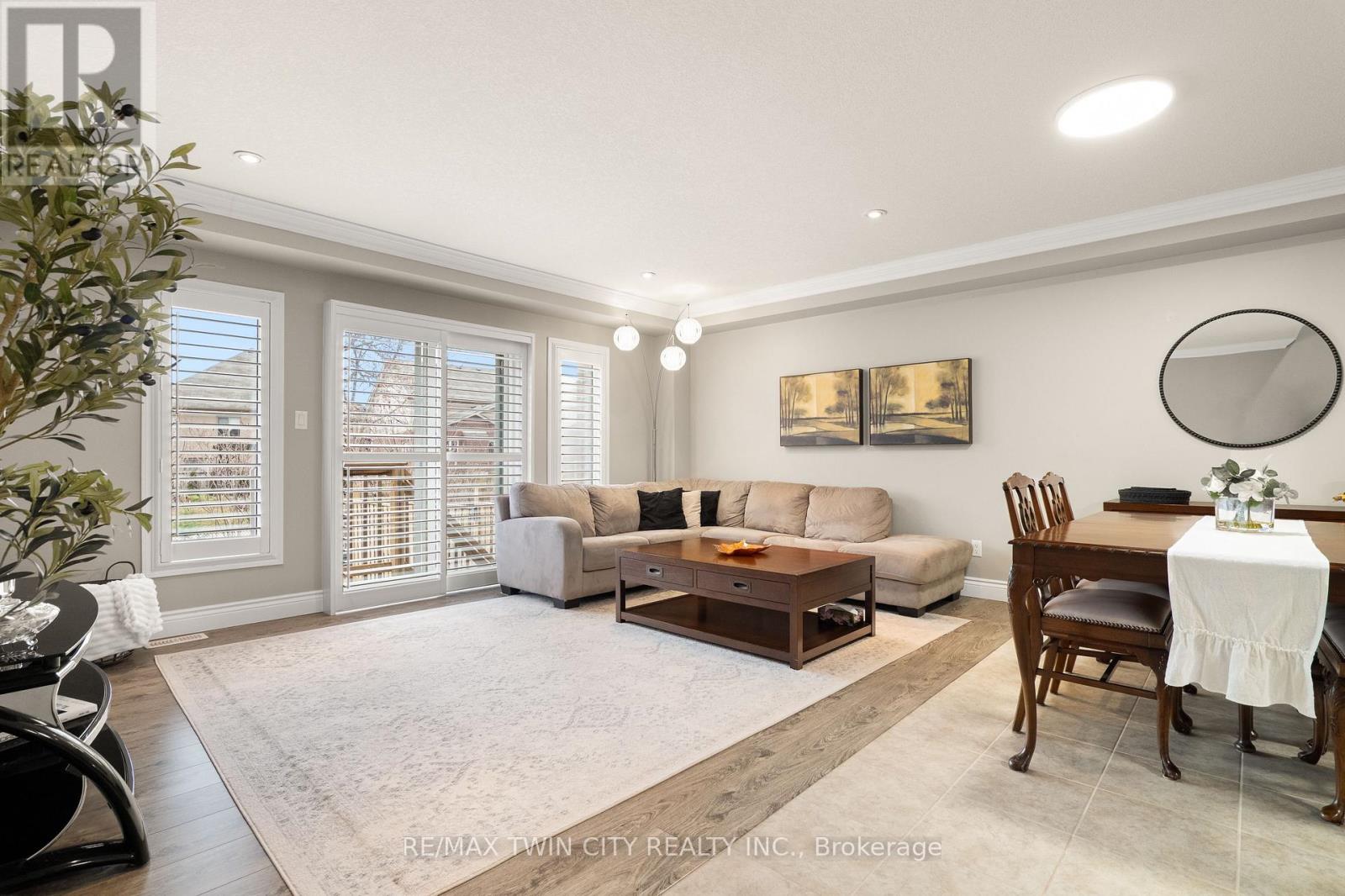 67 Meadowridge Street, Kitchener, Ontario  N2P 0E2 - Photo 15 - X12995246