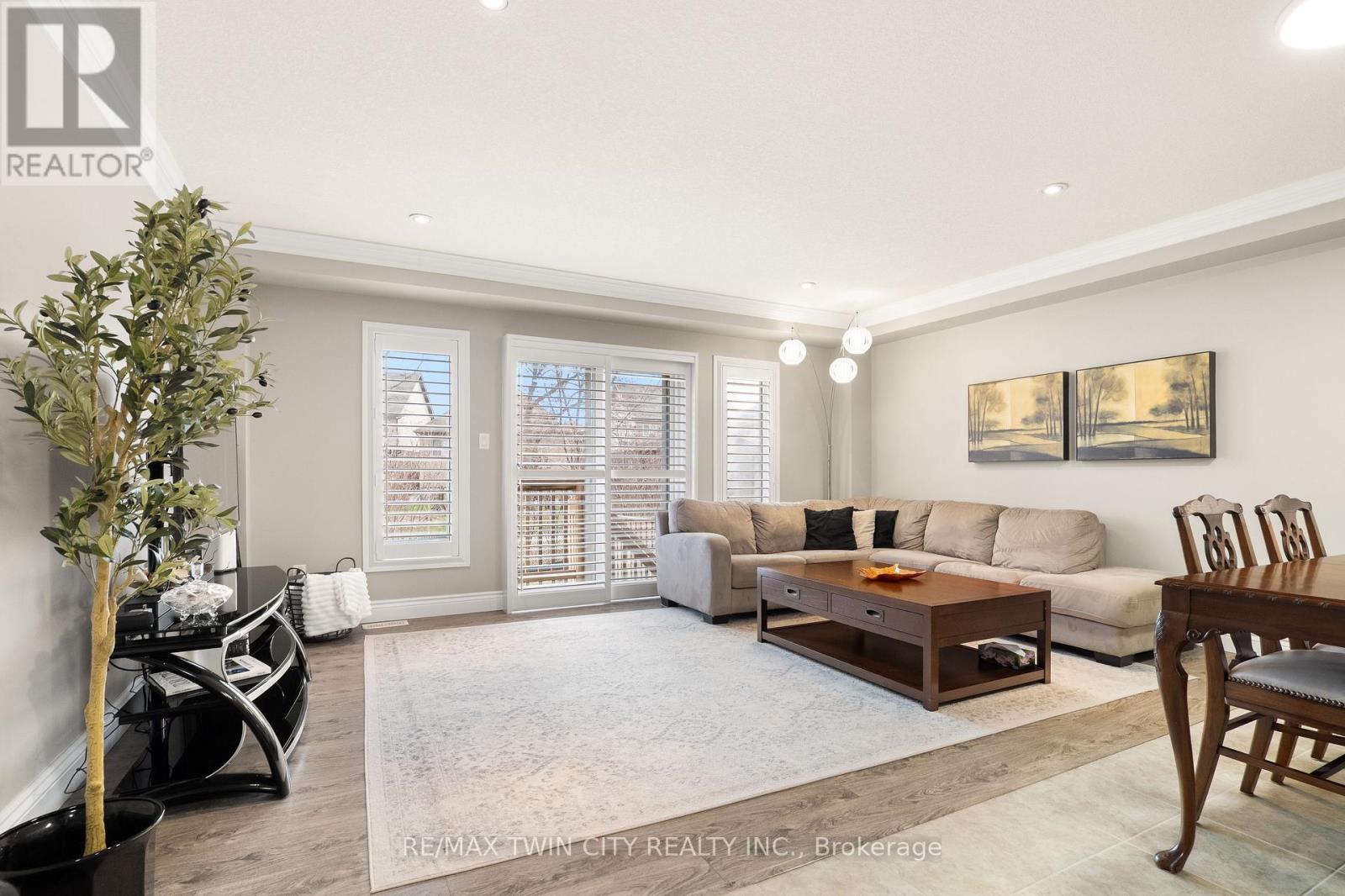 67 Meadowridge Street, Kitchener, Ontario  N2P 0E2 - Photo 16 - X12995246