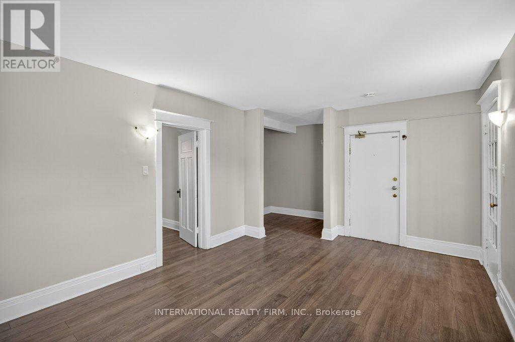 4 - 109 Balsam Avenue S, Hamilton (Stipley), Ontario  L8M 3B2 - Photo 11 - X12995278