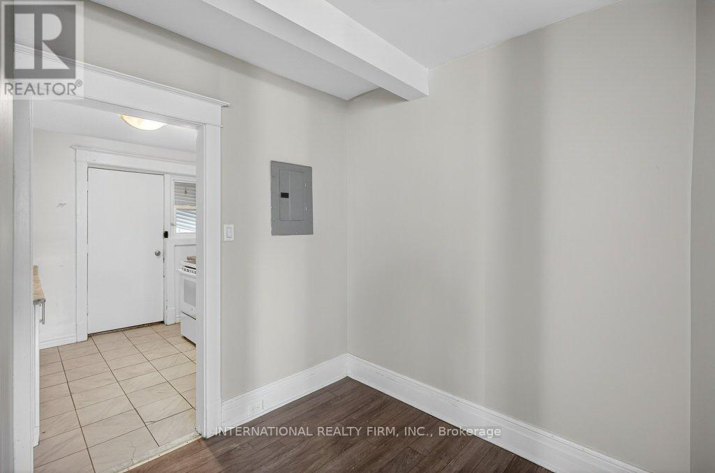 4 - 109 Balsam Avenue S, Hamilton (Stipley), Ontario  L8M 3B2 - Photo 14 - X12995278