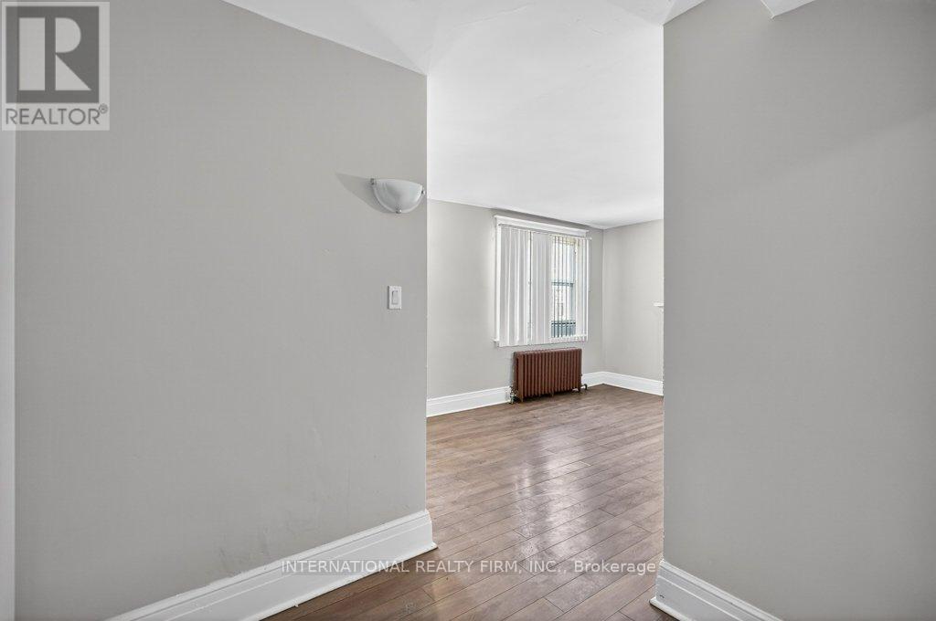 4 - 109 Balsam Avenue S, Hamilton (Stipley), Ontario  L8M 3B2 - Photo 15 - X12995278