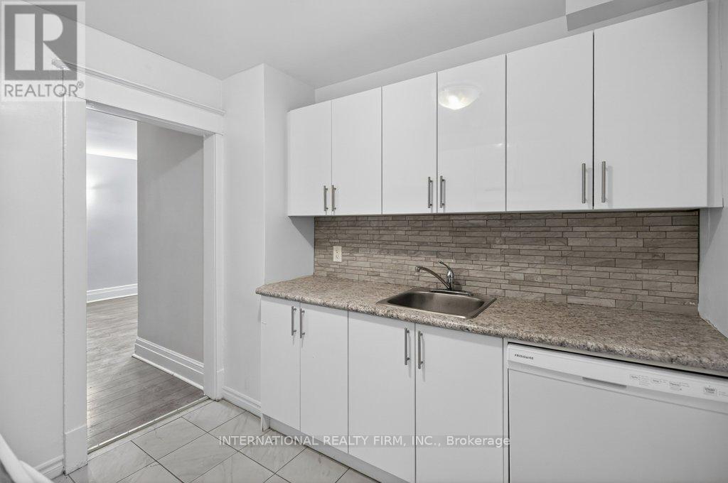 4 - 109 Balsam Avenue S, Hamilton (Stipley), Ontario  L8M 3B2 - Photo 17 - X12995278