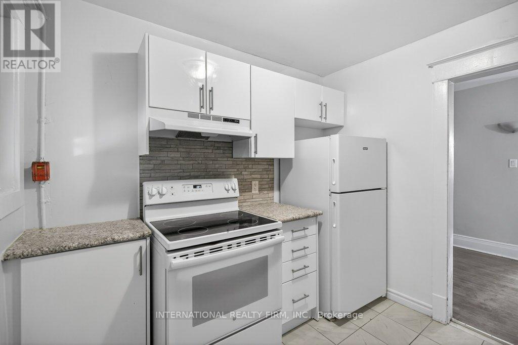 4 - 109 Balsam Avenue S, Hamilton (Stipley), Ontario  L8M 3B2 - Photo 18 - X12995278