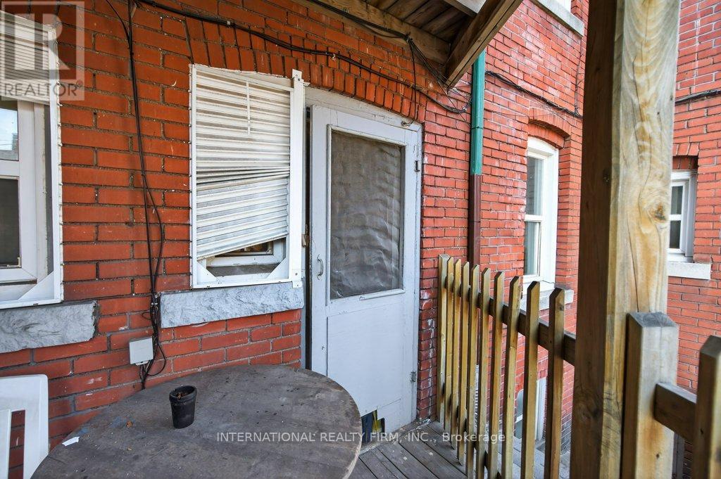 4 - 109 Balsam Avenue S, Hamilton (Stipley), Ontario  L8M 3B2 - Photo 25 - X12995278