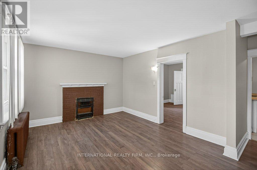 4 - 109 Balsam Avenue S, Hamilton (Stipley), Ontario  L8M 3B2 - Photo 9 - X12995278