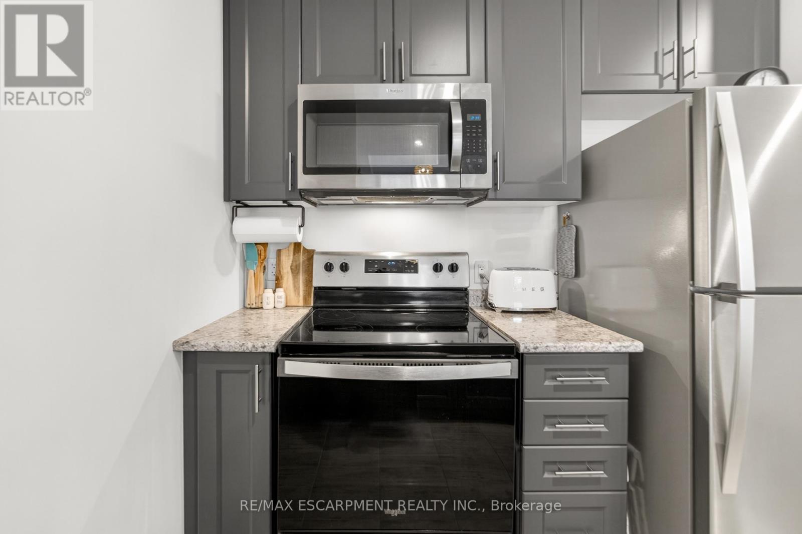 1213 - 460 Dundas Street E, Hamilton, Ontario  L8B 2A5 - Photo 15 - X12995308