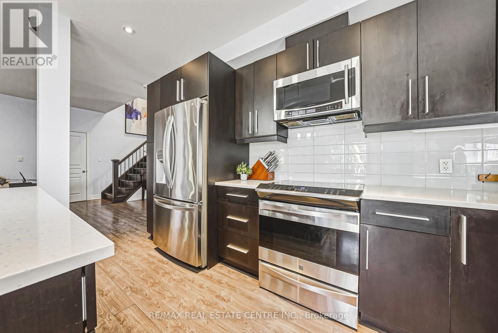 219 Walker Street, Cambridge, Ontario  N3C 2C4 - Photo 10 - X12995328