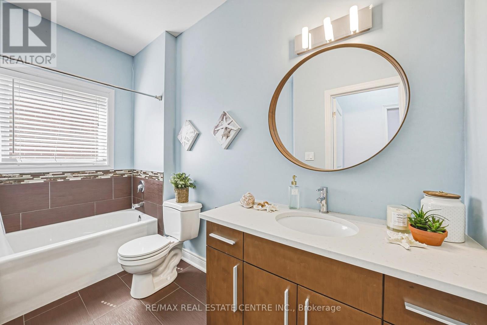 219 Walker Street, Cambridge, Ontario  N3C 2C4 - Photo 14 - X12995328