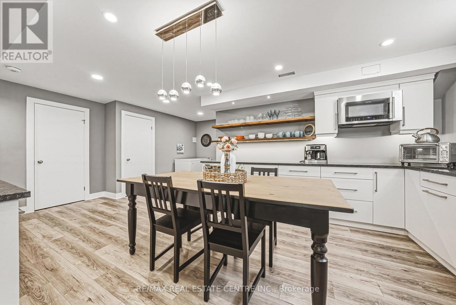 219 Walker Street, Cambridge, Ontario  N3C 2C4 - Photo 30 - X12995328