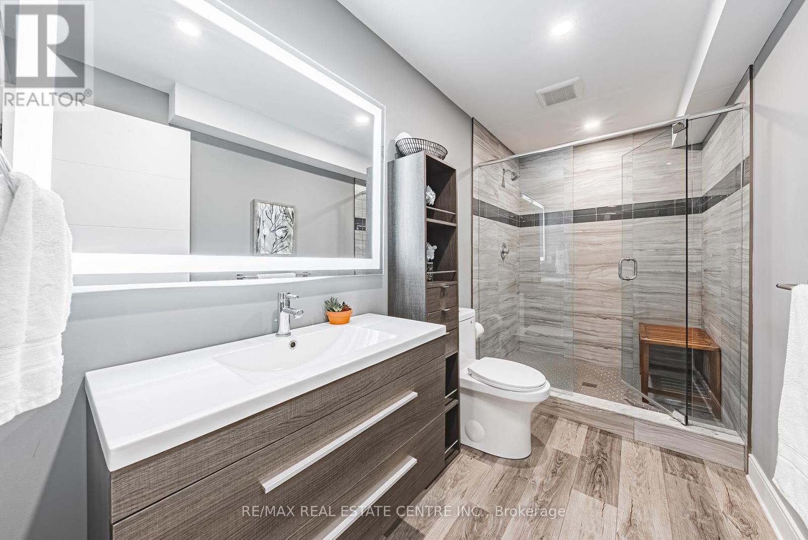 219 Walker Street, Cambridge, Ontario  N3C 2C4 - Photo 37 - X12995328