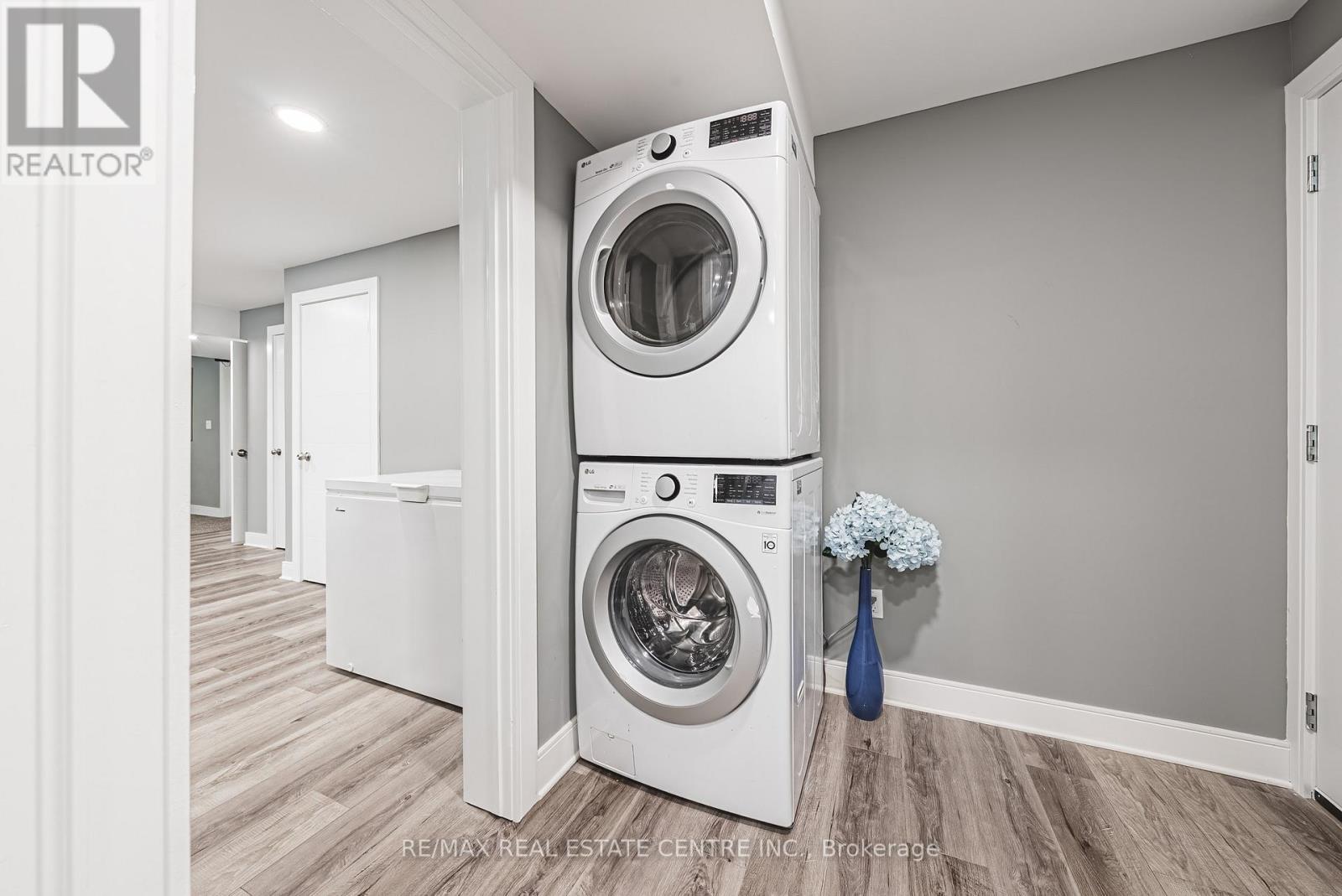 219 Walker Street, Cambridge, Ontario  N3C 2C4 - Photo 39 - X12995328