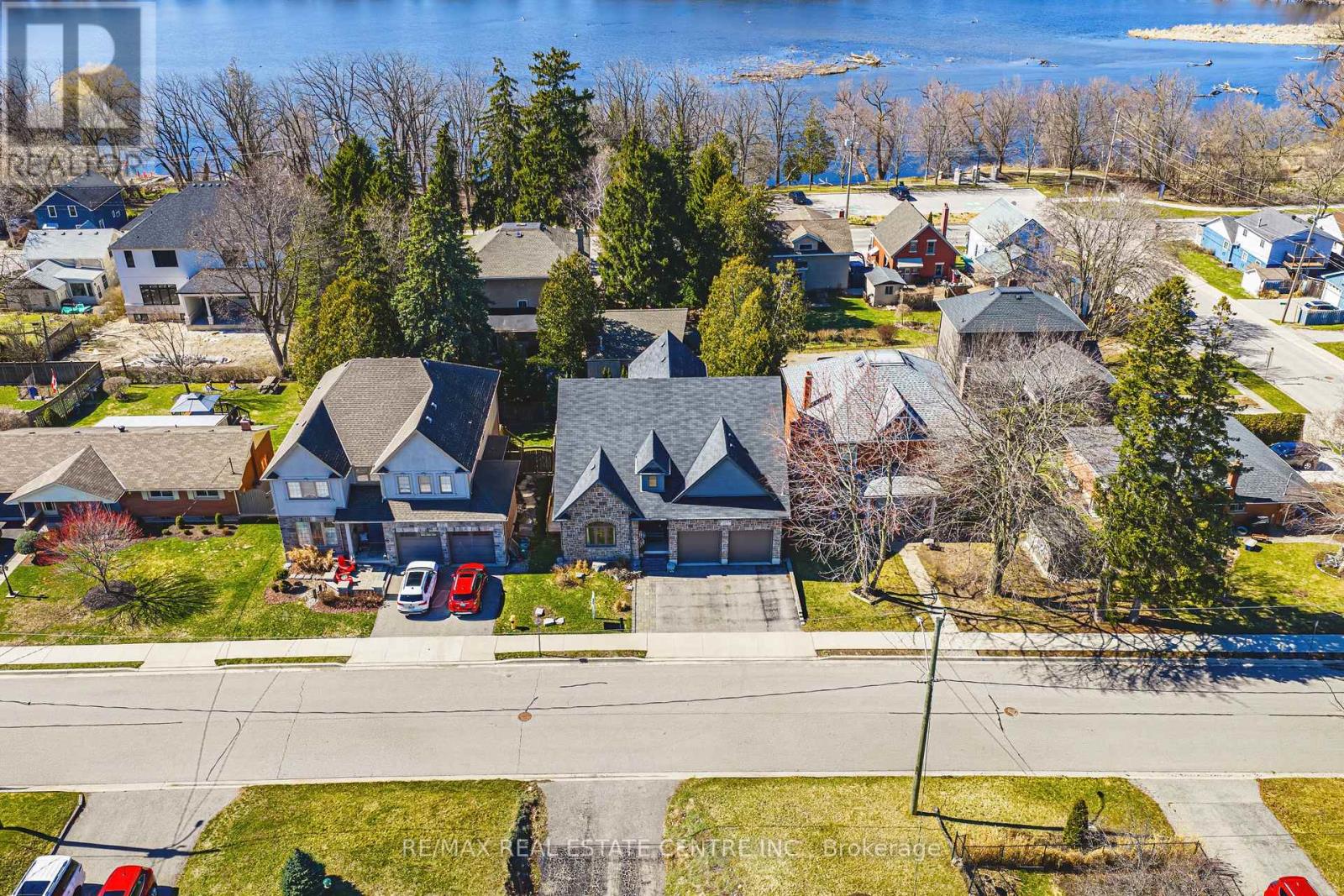 219 Walker Street, Cambridge, Ontario  N3C 2C4 - Photo 48 - X12995328