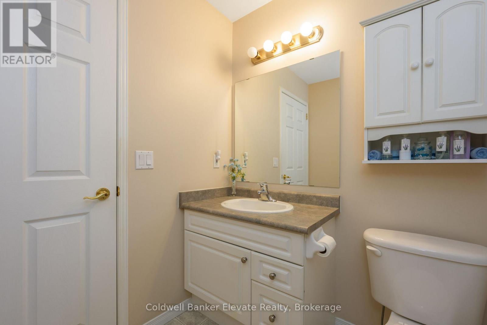 10 - 2705 Kingsway Drive, Kitchener, Ontario  N2C 2T2 - Photo 31 - X12995334