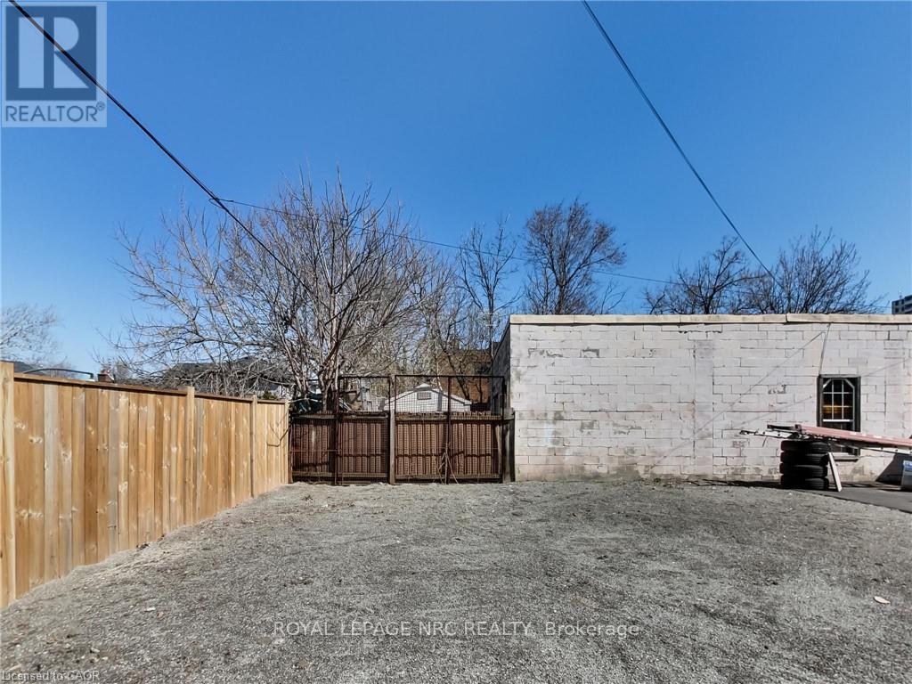 229 Parkdale Avenue N, Hamilton, Ontario  L8H 5X4 - Photo 41 - X12995370