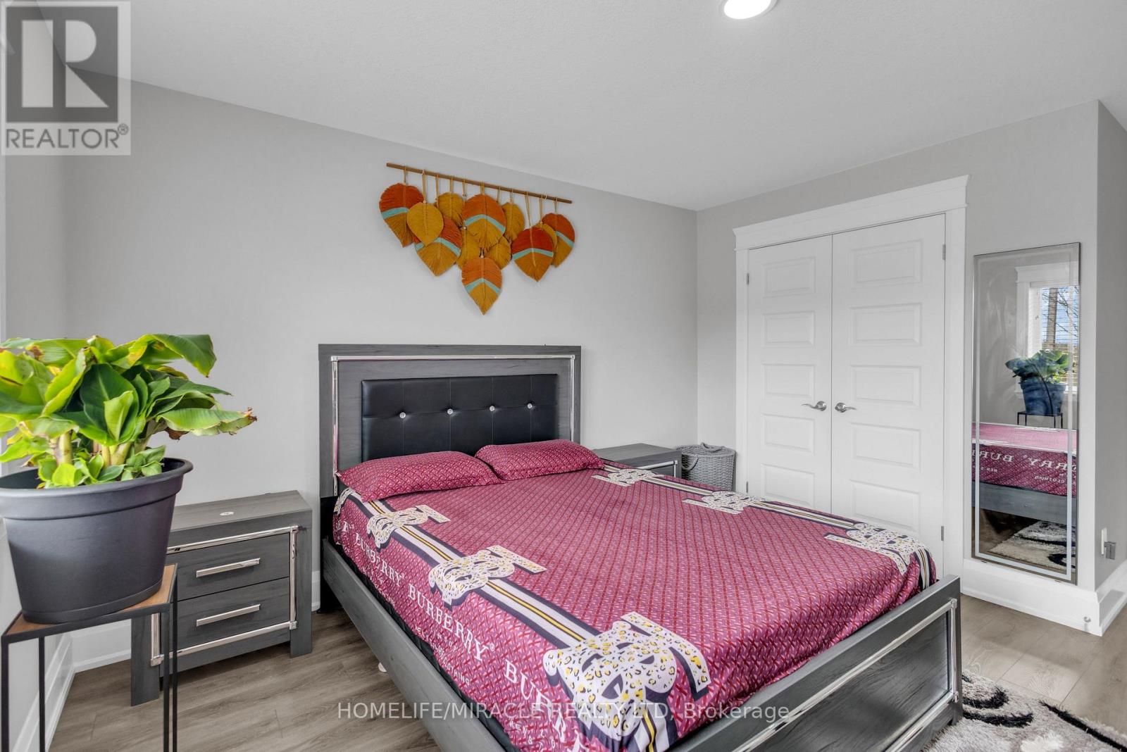 172 Miller Street, Wellington North, Ontario  N0G 2L3 - Photo 12 - X12995446