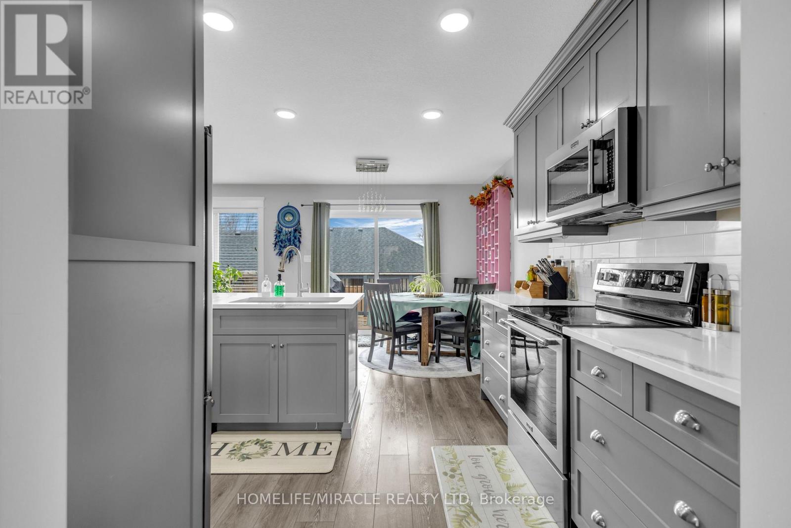 172 Miller Street, Wellington North, Ontario  N0G 2L3 - Photo 17 - X12995446