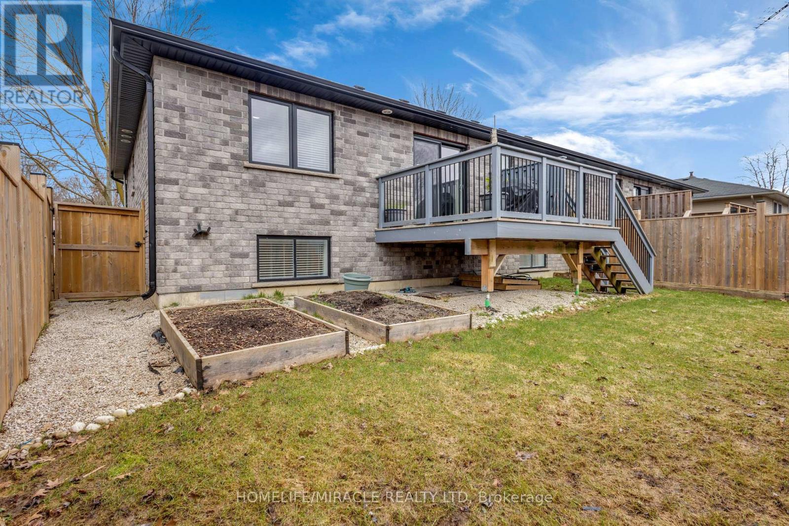 172 Miller Street, Wellington North, Ontario  N0G 2L3 - Photo 37 - X12995446