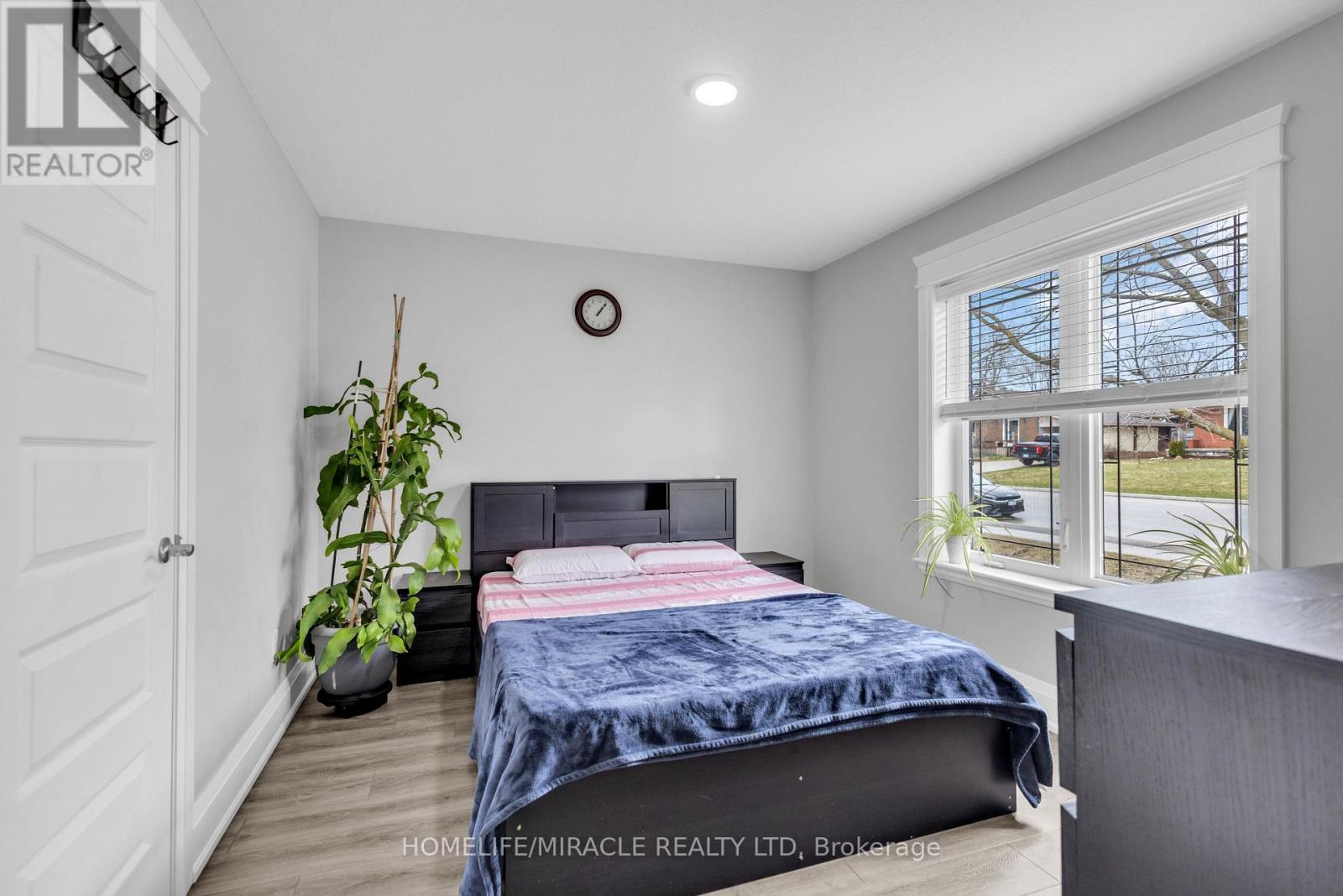 172 Miller Street, Wellington North, Ontario  N0G 2L3 - Photo 7 - X12995446