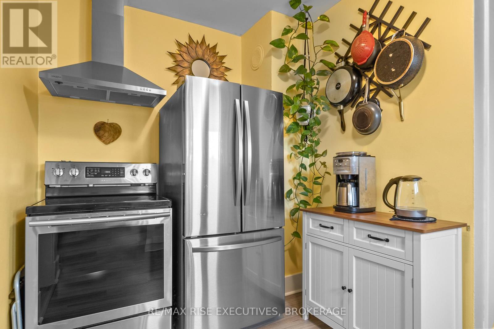 7 Scott Street, Kingston, Ontario K7L 1L3 - Photo 25 - X12995730