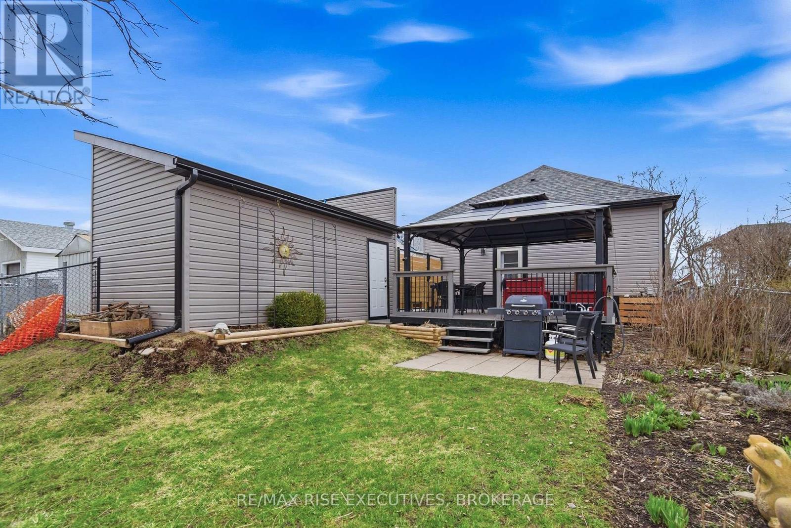 7 Scott Street, Kingston, Ontario K7L 1L3 - Photo 33 - X12995730