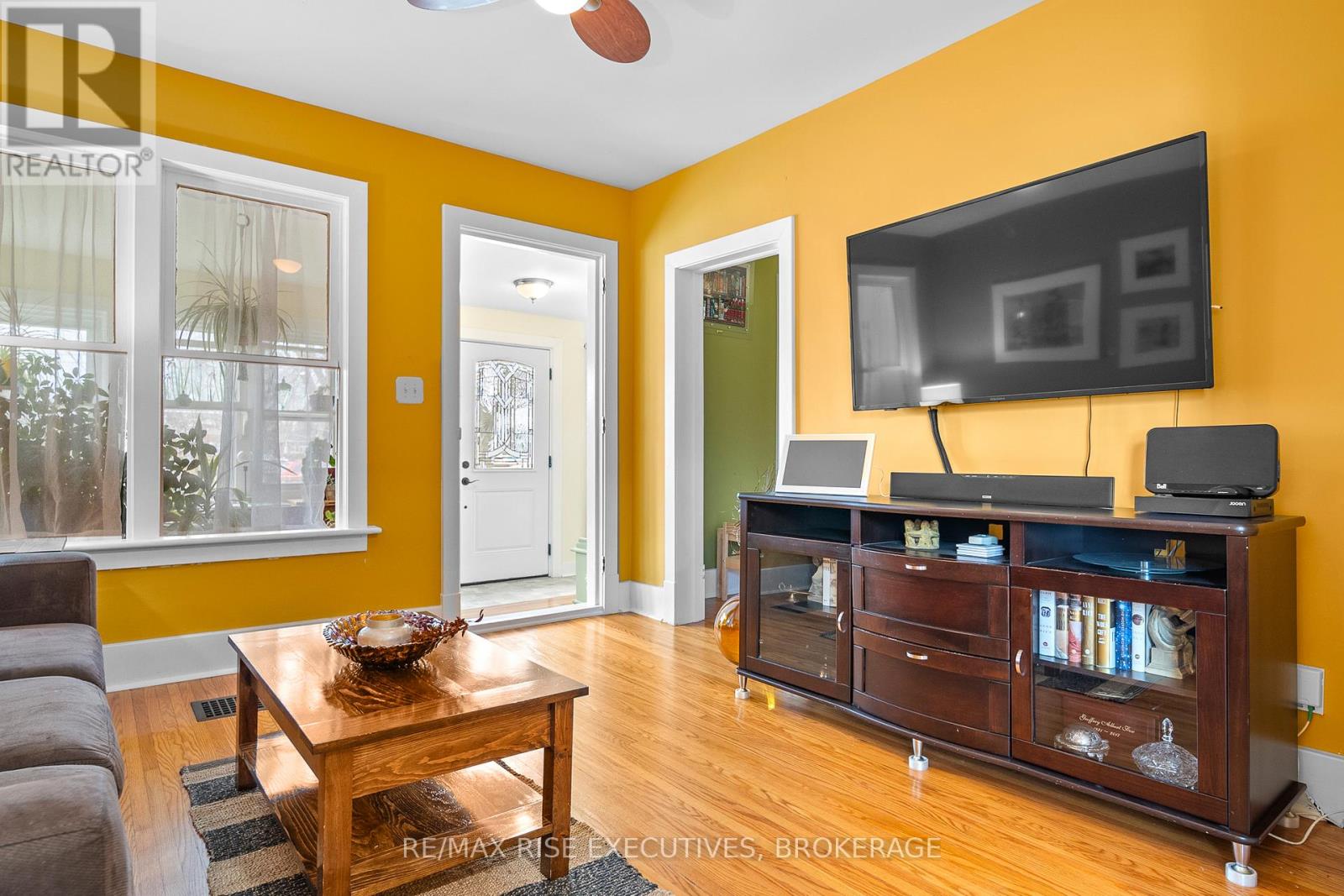 7 Scott Street, Kingston, Ontario K7L 1L3 - Photo 8 - X12995730