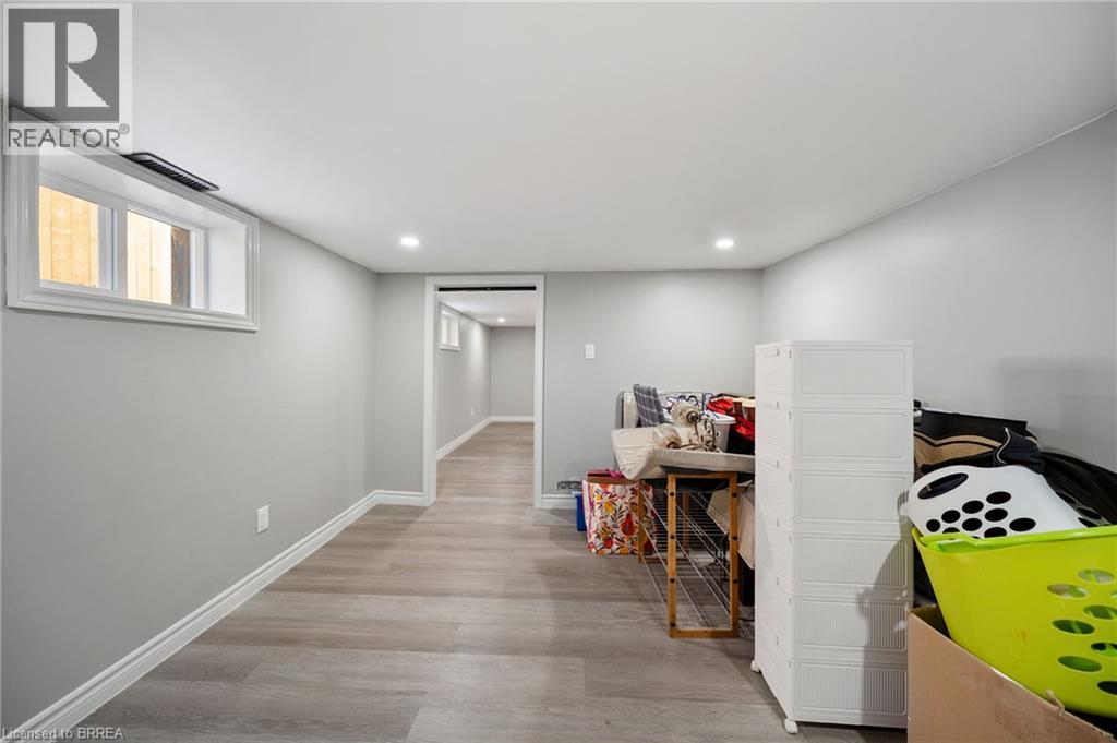 134 Superior Street, Brantford, Ontario  N3S 2L2 - Photo 38 - 40818561