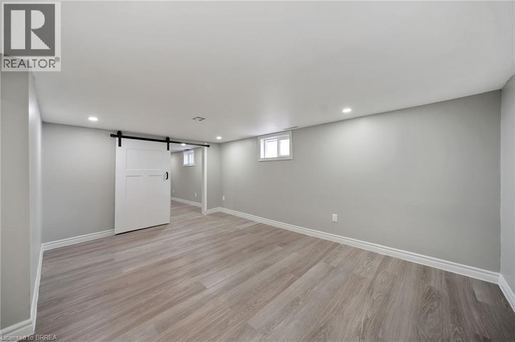 134 Superior Street, Brantford, Ontario  N3S 2L2 - Photo 35 - 40818561