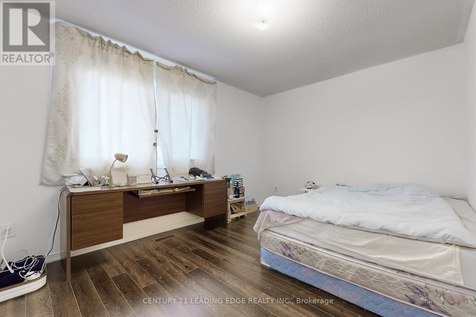 73 Hullrick Drive, Toronto (West Humber-Clairville), Ontario  M9W 6W6 - Photo 26 - W12973632