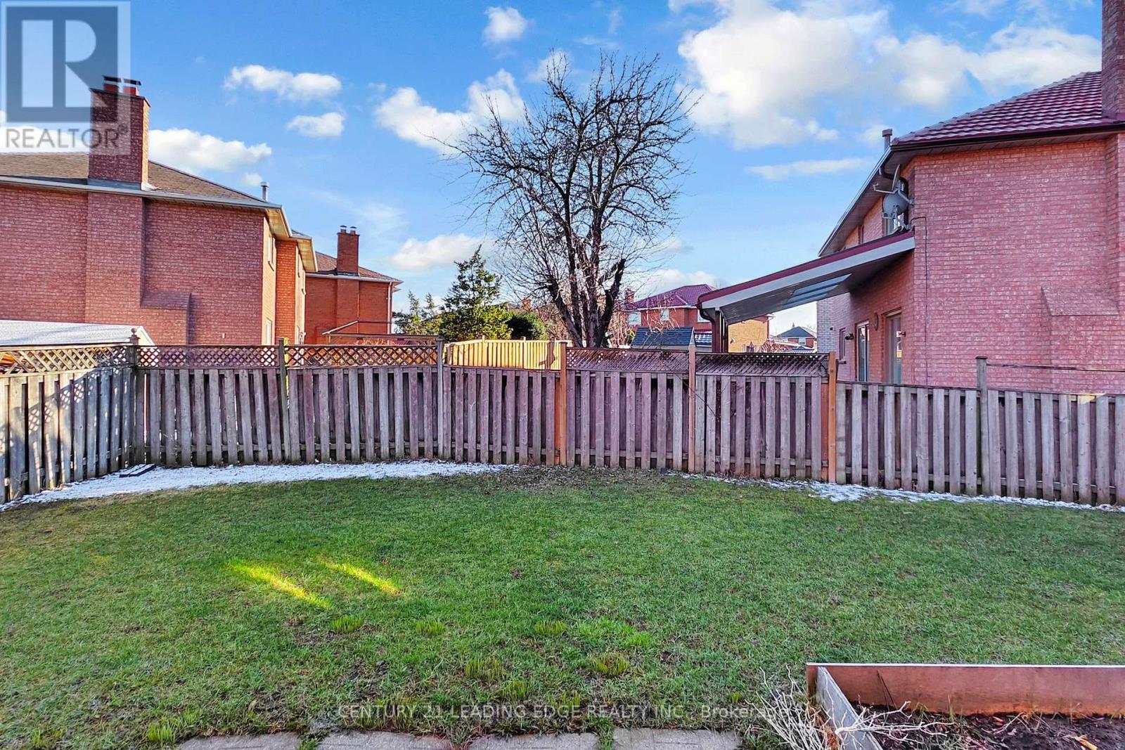 73 Hullrick Drive, Toronto (West Humber-Clairville), Ontario  M9W 6W6 - Photo 43 - W12973632