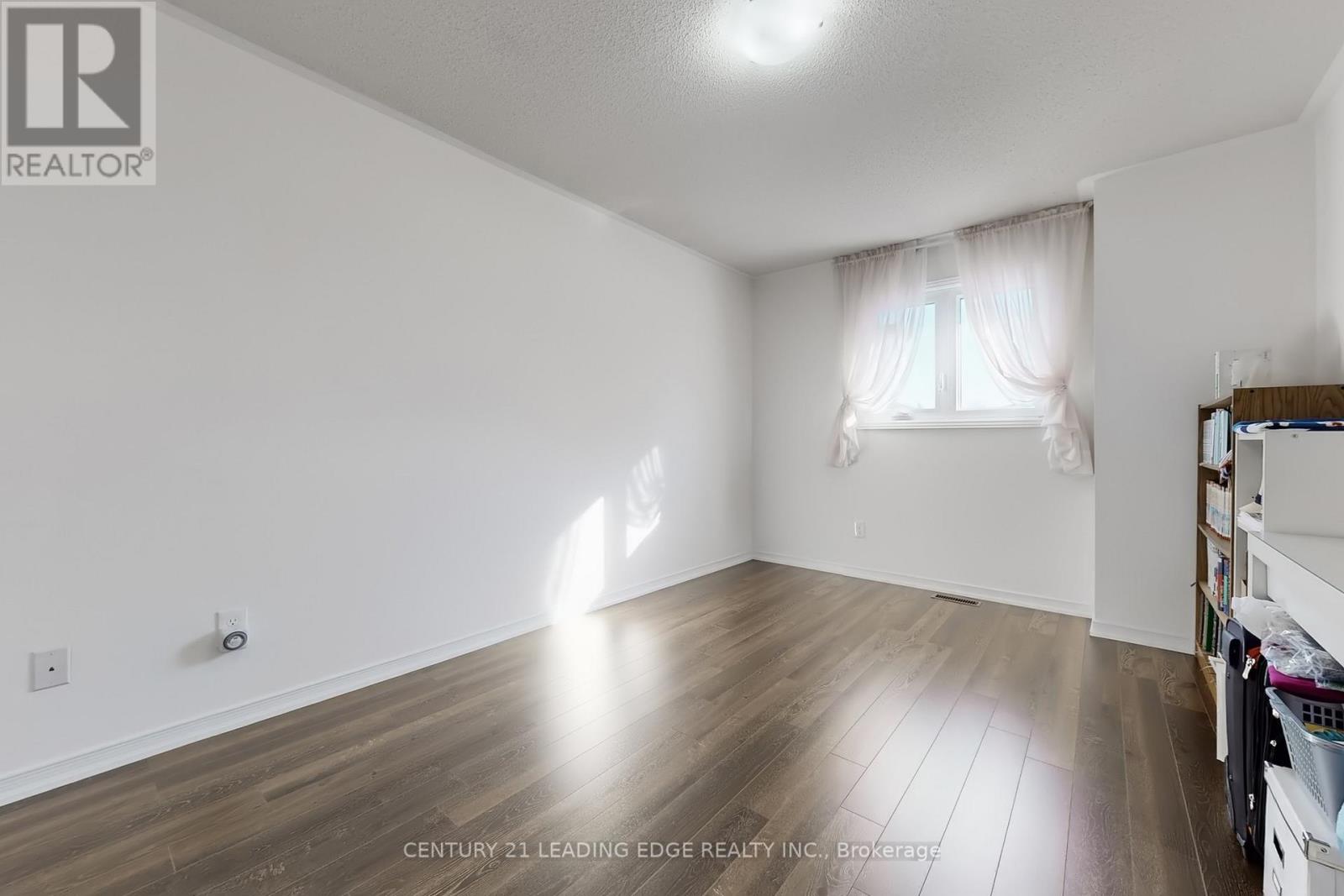 73 Hullrick Drive, Toronto (West Humber-Clairville), Ontario  M9W 6W6 - Photo 31 - W12973632