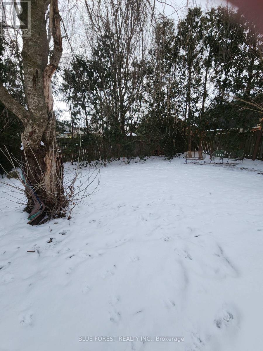 221 Admiral Drive, London East, Ontario  N5V 1H9 - Photo 7 - X12995694