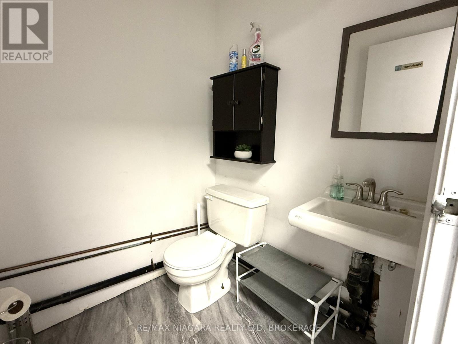 4 - 224 Garrison Road, Fort Erie, Ontario  L2A 1M7 - Photo 11 - X12330430