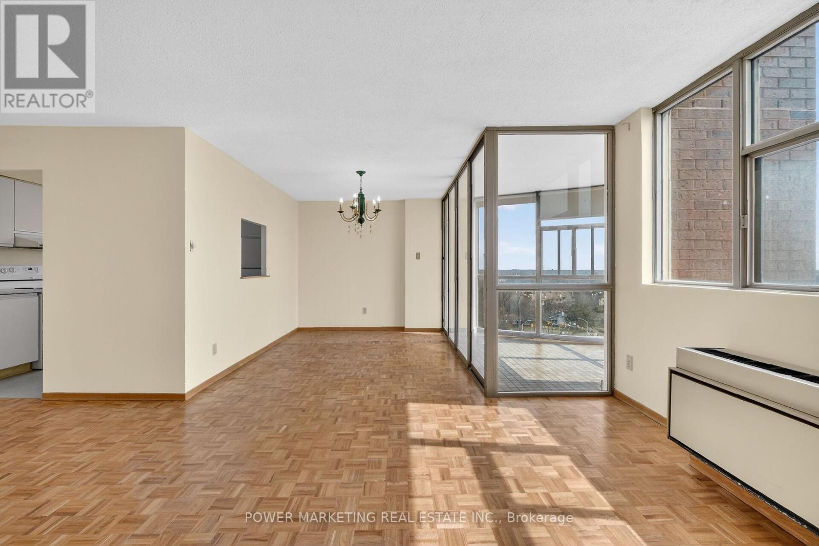 1204 - 2760 Carousel Crescent, Ottawa, Ontario K1T 2N4 - Photo 14 - X12995658