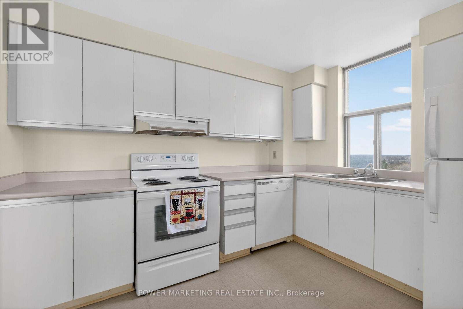 1204 - 2760 Carousel Crescent, Ottawa, Ontario K1T 2N4 - Photo 18 - X12995658