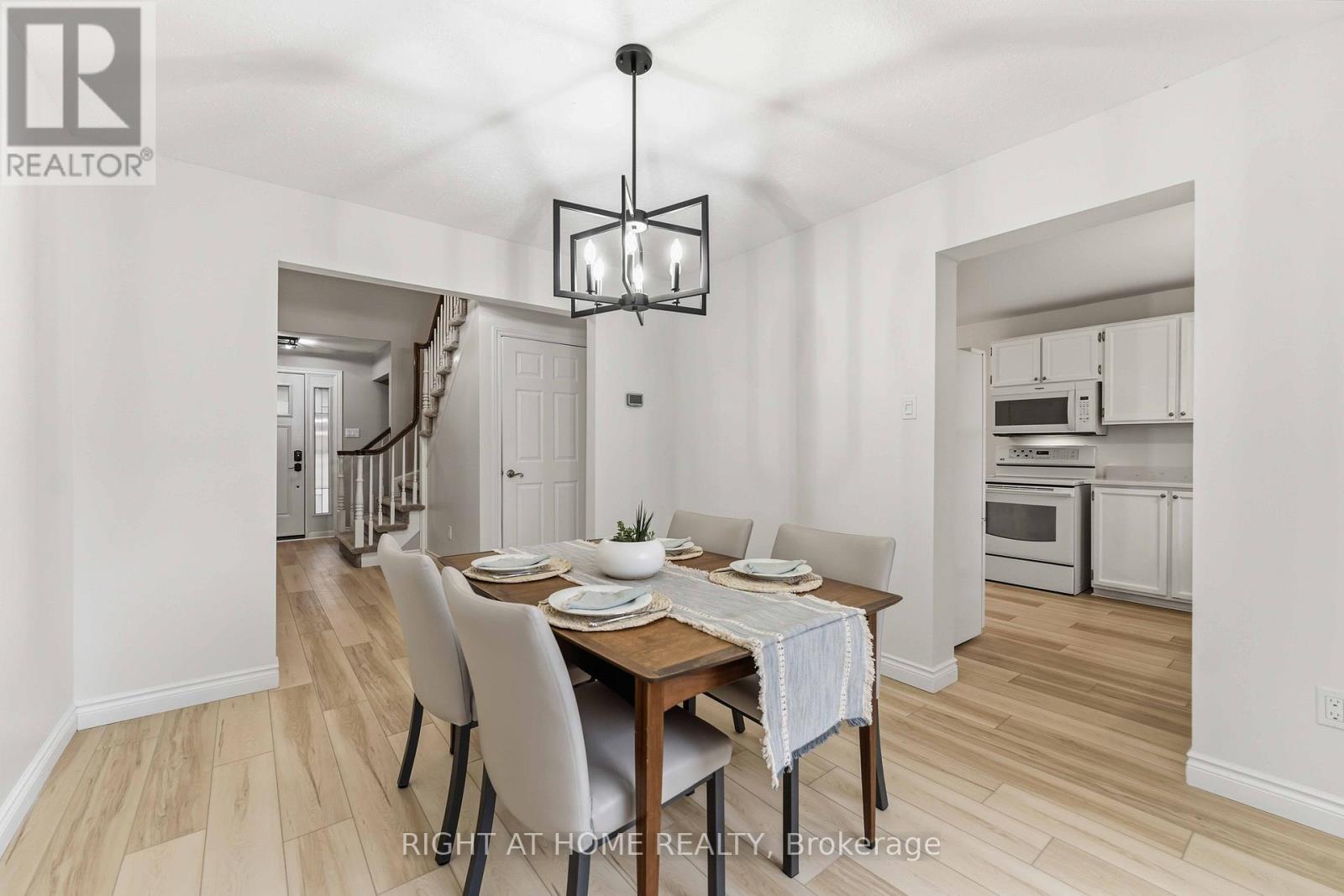 27 Mcclure Crescent, Ottawa, Ontario  K2L 2H1 - Photo 16 - X12995750