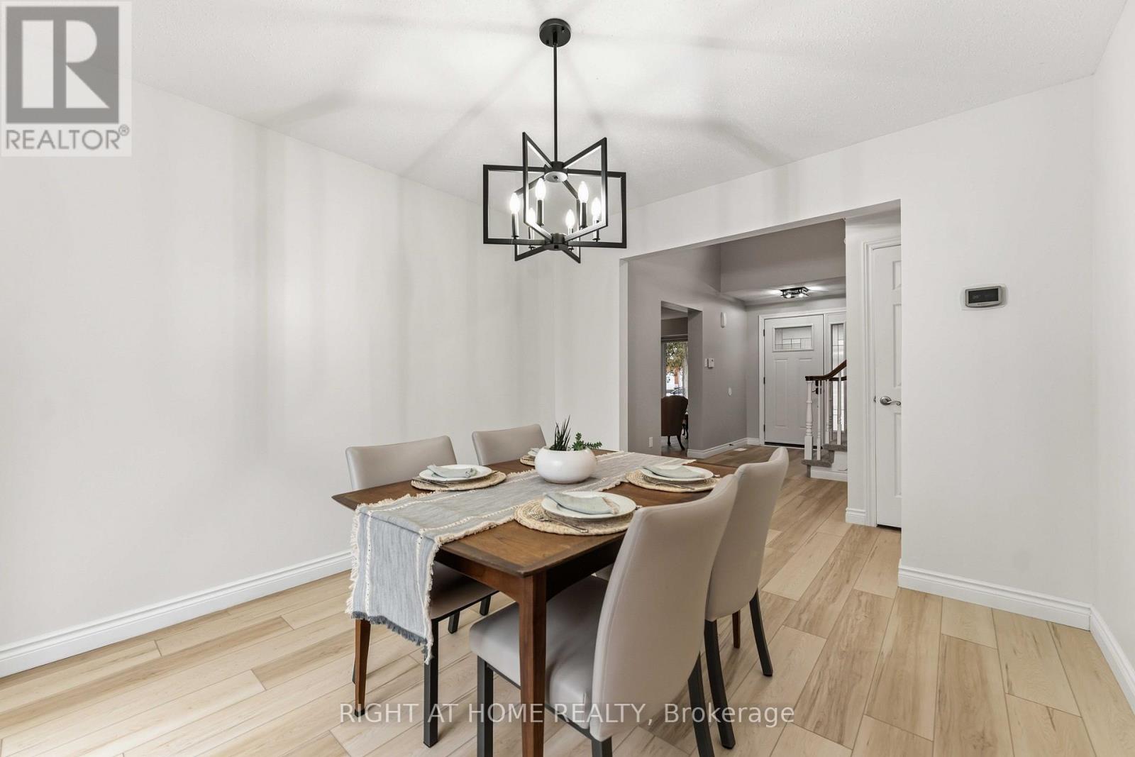 27 Mcclure Crescent, Ottawa, Ontario  K2L 2H1 - Photo 17 - X12995750