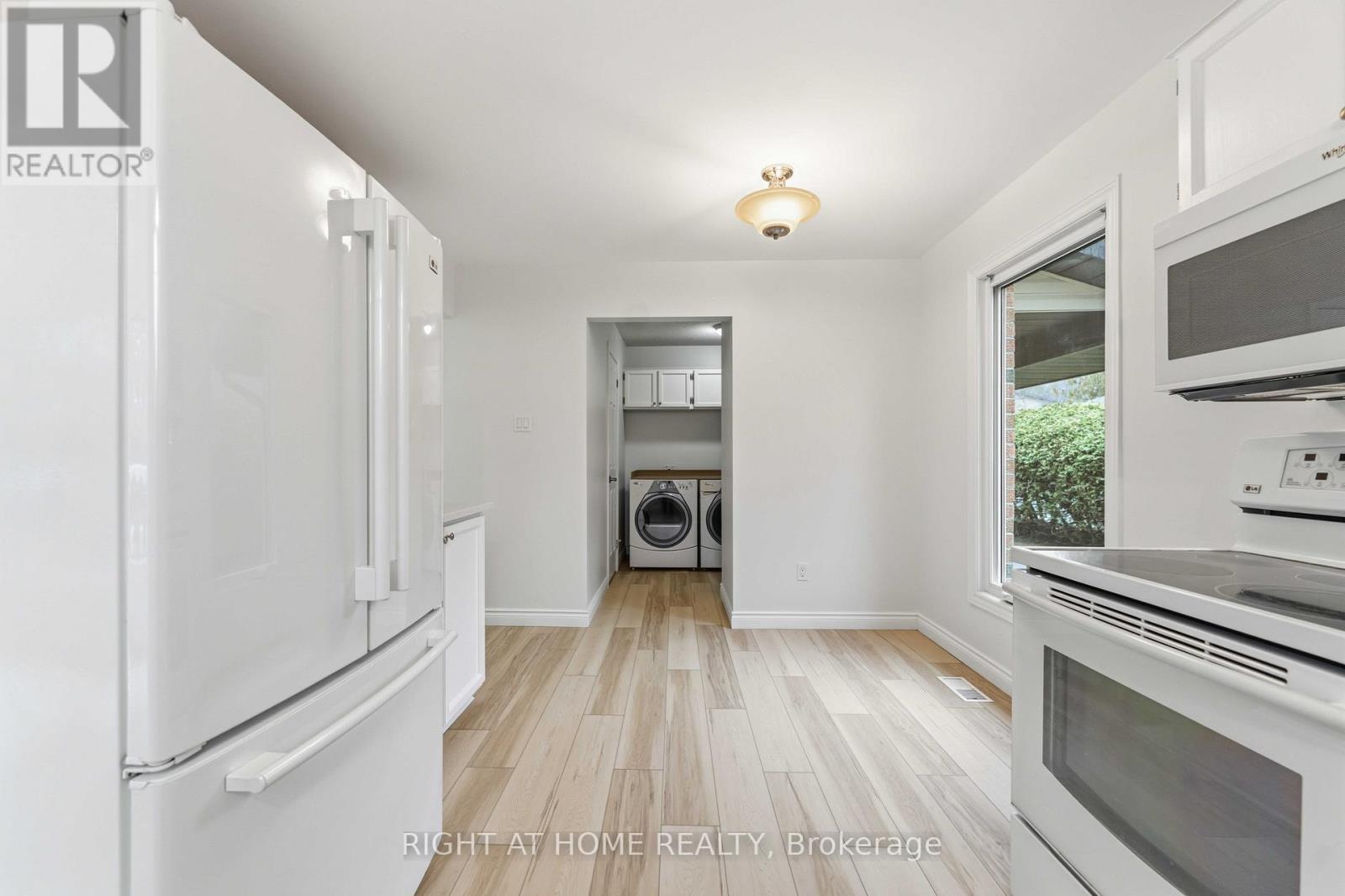 27 Mcclure Crescent, Ottawa, Ontario  K2L 2H1 - Photo 23 - X12995750