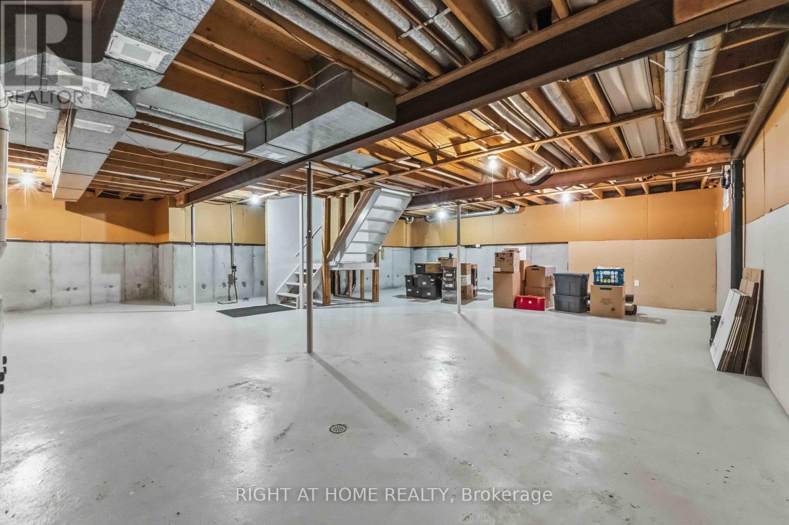 27 Mcclure Crescent, Ottawa, Ontario  K2L 2H1 - Photo 41 - X12995750