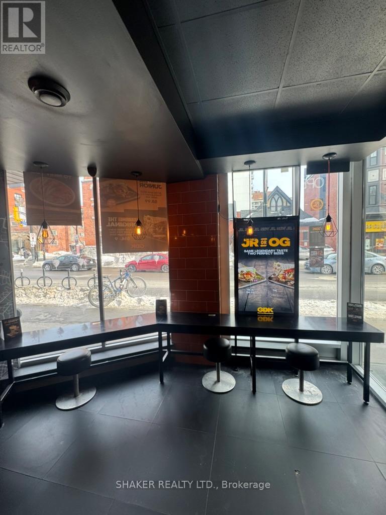 272 Elgin Street, Ottawa, Ontario K2P 0J4 - Photo 4 - X12995752