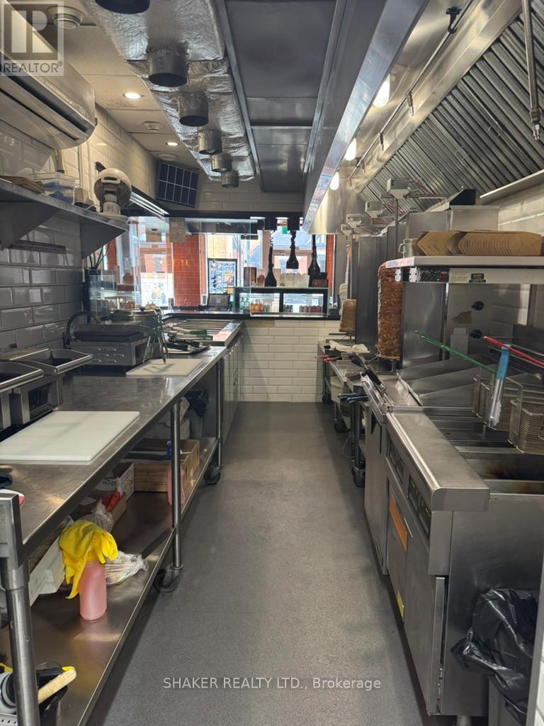 272 Elgin Street, Ottawa, Ontario K2P 0J4 - Photo 8 - X12995752