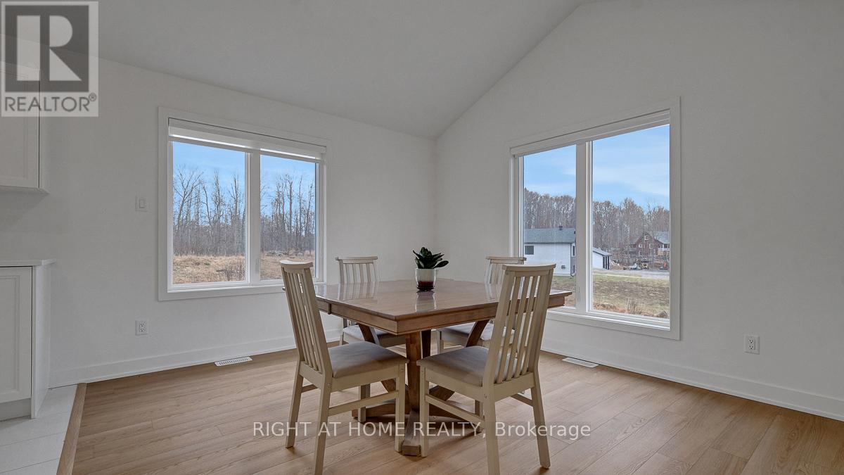 268 Boyds Road, Lanark Highlands, Ontario  K7C 0C5 - Photo 13 - X12995758