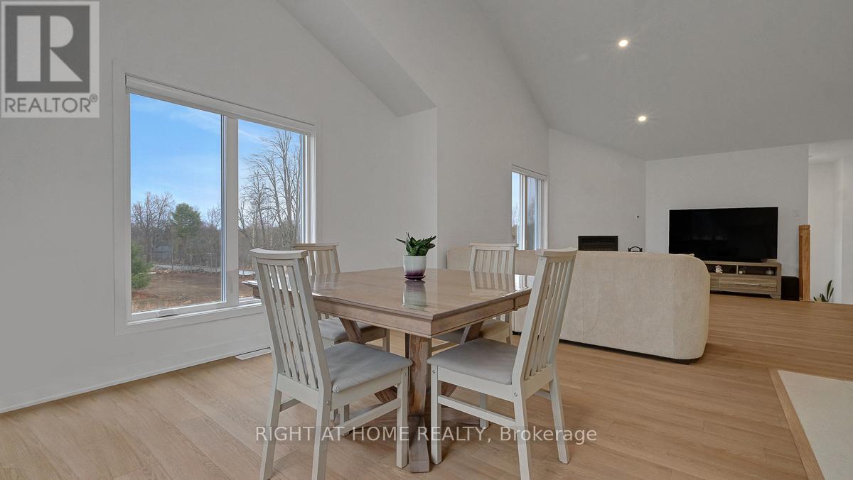 268 Boyds Road, Lanark Highlands, Ontario  K7C 0C5 - Photo 16 - X12995758